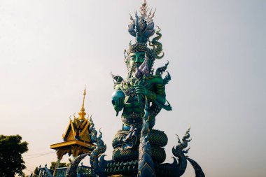 Arka plan Chiang Rai Mavi Tapınağı veya Wat Rong Seua 10 Tayland, Rong Suea 10 'da 2 Mayıs 2024. Yüksek kalite fotoğraf