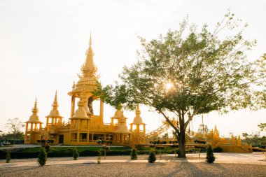 Wat Rong Khun 'daki çan kulesi, Chiang Rai Tayland. Yüksek kalite fotoğraf