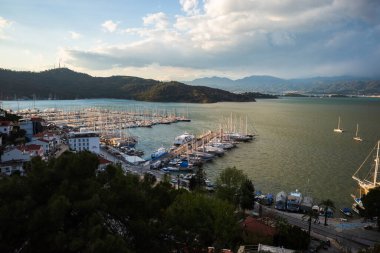 Fethiye Ece Marina 'daki yat ve tekneler, Mugla, Türkiye - Mayıs 2023. Yüksek kalite fotoğraf