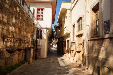 Antalya, Türkiye - Antalya 'nın Kaleici ilçesinin Dar Caddesi, 2023 Mayıs. - Evet. Yüksek kalite fotoğraf