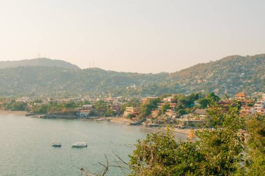 Ixtapa Zihuatanejo, Meksika 'daki La Ropa plajının bir resmi - 2 Mayıs 2023. Yüksek kalite fotoğraf