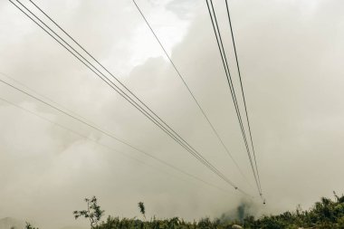 Sapa, Vietnam - 28 Mart 2024: Fansipan Dağı, Sapa kasabası, Vietnam. Yüksek kalite fotoğraf