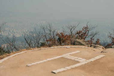 Seul, Bukhansan Ulusal Parkı 'nda taşın zirvesi, sep, 22024. Yüksek kalite fotoğraf
