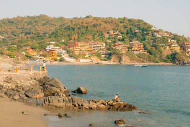 Ixtapa Zihuatanejo, Meksika 'daki La Ropa plajının bir resmi - 2 Mayıs 2023. Yüksek kalite fotoğraf