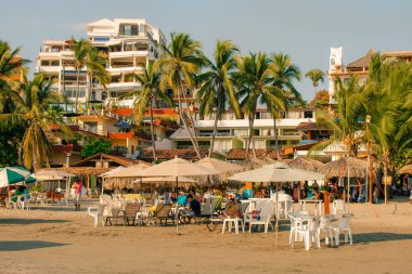 Ixtapa Zihuatanejo, Meksika 'daki La Ropa plajının bir resmi - 2 Mayıs 2023. Yüksek kalite fotoğraf
