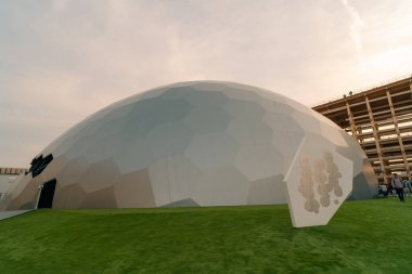 Osaka-Kansai, Japonya - 2 Mayıs 2025 Osaka fuarındaki pavyonun görüntüsü. Yüksek kalite fotoğraf