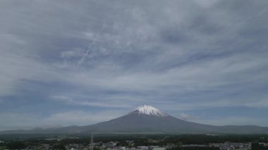 Fuji Dağı ve Gotemba şehrinin hava manzarası
