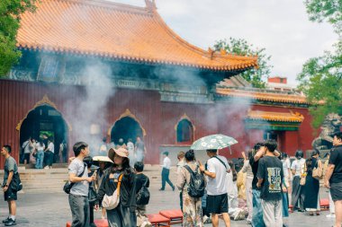 Pekin, Çin - 5 Mayıs 2025 Yonghe Gong Budist Lama Tapınağı Pekin, Çin. Yüksek kalite fotoğraf