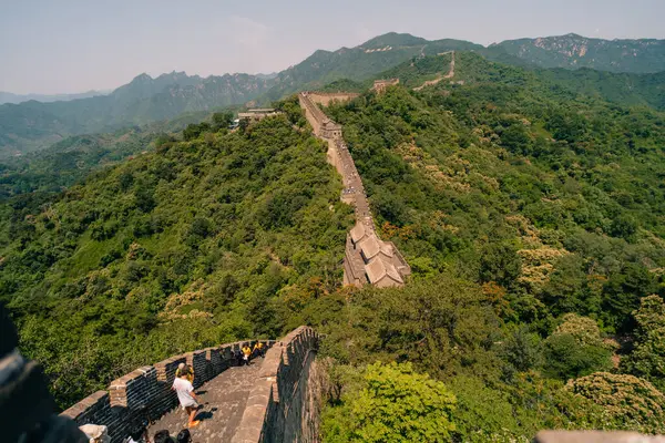  Pekin, Çin - 3 Mayıs 2025 Mutianyu 'daki Büyük Duvar. Yüksek kalite fotoğraf
