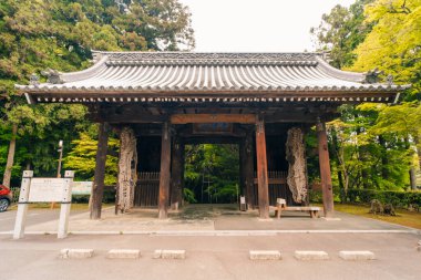 Shikoku, Japonya - 2 Mayıs 2025 Negoro Tapınağı No. Japonya 'nın Kagawa bölgesindeki Shikoku Haccında 82 kişi. Yüksek kalite fotoğraf