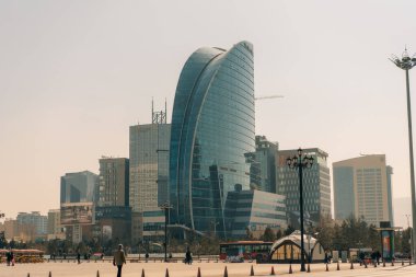 Blue Sky Tower ve Ulaanbaatar, Moğolistan - 2 Mart 2025. Yüksek kalite fotoğraf