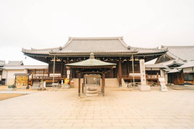 Shikoku, Japonya - 2 Mayıs 2025 Konzo Tapınağı No. Shikoku haccında 76. Yüksek kalite fotoğraf