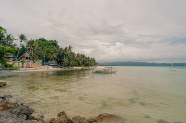 Boracay Adası, Filipinler - 2 Mayıs 2025 Lambros Point, Diniwid Sahili. Yüksek kalite fotoğraf