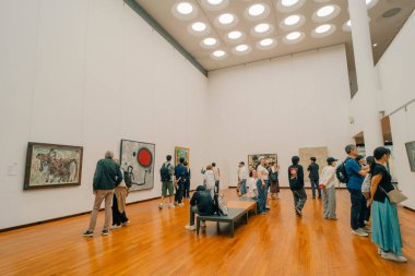 Tokyo, Japonya - 2 Ağustos 2025 Ulusal Batı Sanatları Müzesi. Yüksek kalite fotoğraf