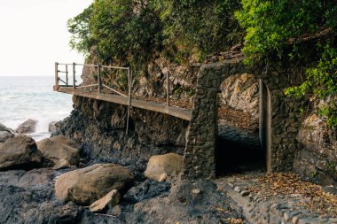 Gün batımından sonra Tosa Seinan Büyük Parkı 'ndaki sahil manzarası Kuroshio, Kochi Bölgesi, Japonya. Yüksek kalite fotoğraf