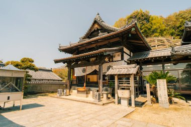 Shikoku, Japonya - 2 Mayıs 2025 No.56 Taisan Tapınağı, Shikoku haccında. Yüksek kalite fotoğraf