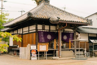 Shikoku, JAPAN - 2 Mayıs 2025 Kichijyoji Tapınağı 63, Shikoku haccında. Yüksek kalite fotoğraf