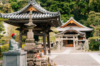 Shikoku, Japonya - 2 Mayıs 2025 No. 50 Hantaji Tapınağı, Shikoku haccında. Yüksek kalite fotoğraf