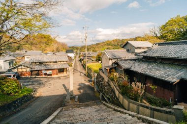 Shikoku, JAPONYA - 2 Mayıs 2025 Shikoku haccında 52 numaralı Taisanji Tapınağı. Yüksek kalite fotoğraf