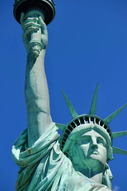 Özgürlük Anıtı 'nın (Dünyayı Aydınlatma Özgürlüğü) ayrıntıları, Gustave Eiffel tarafından 1886' da New York 'ta inşa edilen muhteşem bakır heykel..