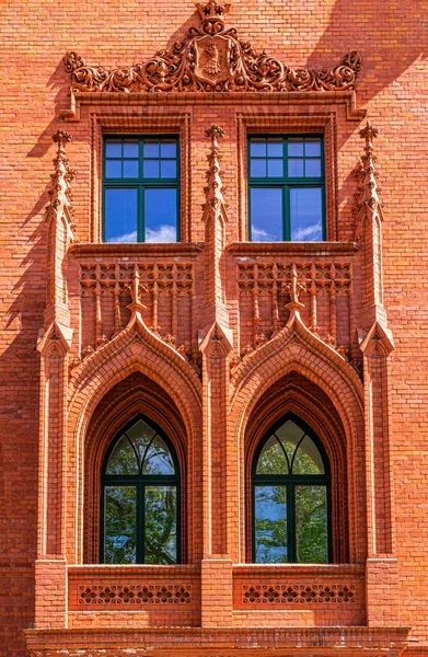 Ziegelgotisches Antikes Fenster — Stockfoto