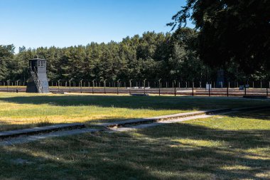 Stegna, Polonya - 25 Haziran 2023: Stutthof Alman Toplama Kampı. Nazi soykırımının tarihi anıtı, 2. Dünya Savaşı 'nda Polonya' da soykırım