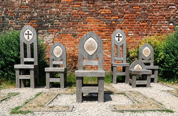 Alte Mittelalterliche Eichenstühle Teutonenturm Von Torun Stockbild