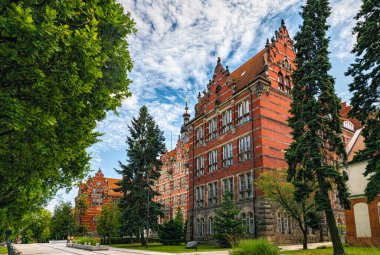 Politechnika Gdansk 'ın güzel tarihi binası, üniversite