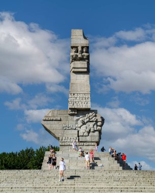 Gdansk, Polonya - 21 Temmuz 2024: Gdansk 'taki Westerplatte Anıtı' nın Taş Kıyı Savunucuları Anıtı