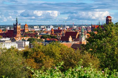Gdansk 'taki Gradowa Tepesi. Manzaralı yaz manzarası