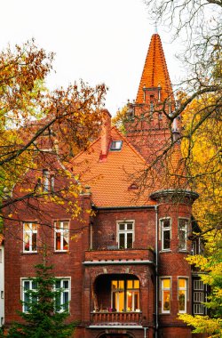 Gdansk 'ın tarihi bölgesinde antik ve güzel bir malikane.
