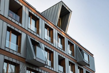 Güzel, modern bir yerleşim yeri. Avrupa 'da ev yapımı