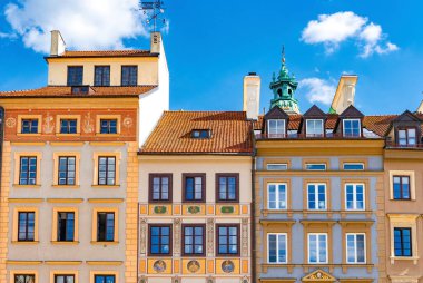 Varşova 'nın eski güzel kasabasında eski güzel bir ev