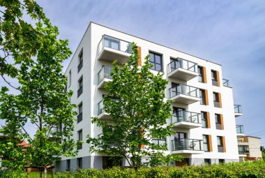 Modern apartman binası. Konut geliştirme