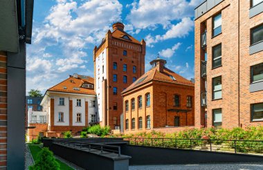 Polonya 'nın Gdansk şehrinde yeni evler inşa ediliyor. Konut geliştirme