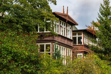 Gdansk 'ta eski bir yarım kereste bloğu ev.