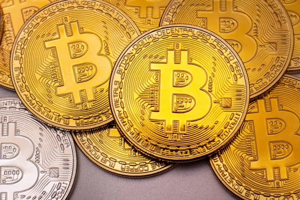 การปฏ การเง Bitcoin และ Cryptocurrency Bitcoin การลงท — ภาพถ่ายสต็อก