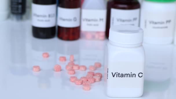 Βιταμίνη Χάπια Ένα Μπουκάλι Συμπλήρωμα Διατροφής Για Την Υγεία Χρησιμοποιείται — Αρχείο Βίντεο