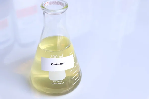 Ελαϊκό Οξύ Γυαλί Χημική Ουσία Στο Εργαστήριο Και Στη Βιομηχανία — Φωτογραφία Αρχείου