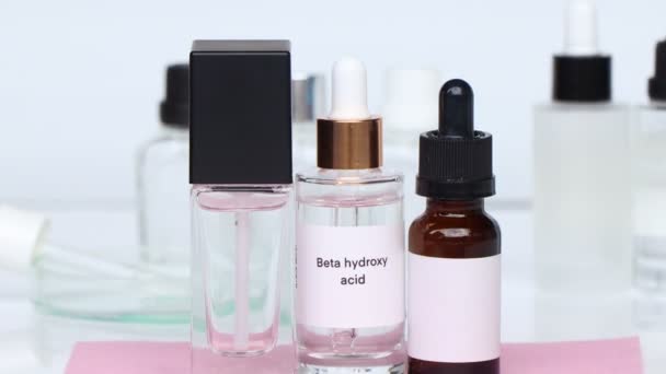 Ácido Beta Hidroxi Una Botella Ingrediente Químico Producto Belleza Productos — Vídeos de Stock
