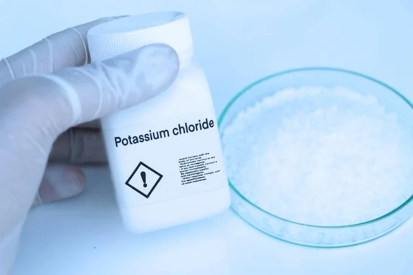 Cloruro Potasio Botella Químico Laboratorio Industria Productos Químicos Utilizados Análisis —  Fotos de Stock