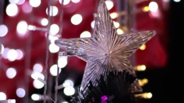 Geceleyin ışık hüzmesi, arka planda duvar kağıdı... 