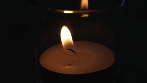Κερί Φως Στο Σκοτάδι Κερί Φως Φόντο — Αρχείο Βίντεο