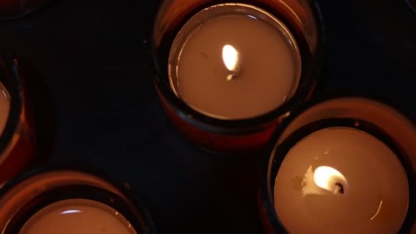 Свечи Свет Темноте Свечи Светлый Фон — стоковое видео