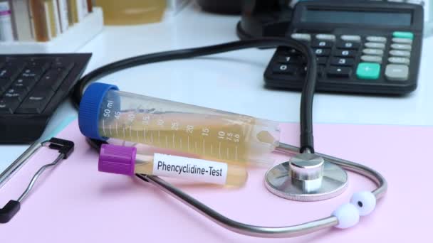 Phencyclidine Test Look Abnormalities Urine Urine Sample Analyze Laboratory Urine — 图库视频影像