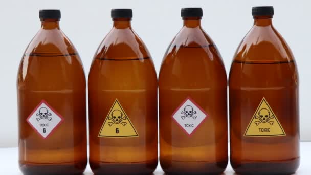 Símbolo Tóxico Sobre Produtos Químicos Produtos Químicos Perigosos Indústria Laboratório — Vídeo de Stock