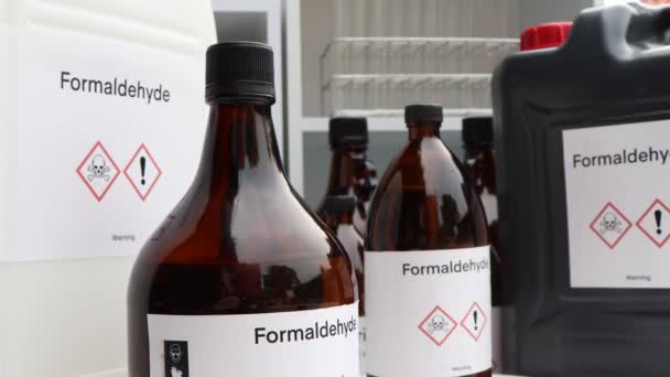 Formaldehído Productos Químicos Peligrosos Símbolos Recipientes Productos Químicos Industria Laboratorio — Vídeos de Stock