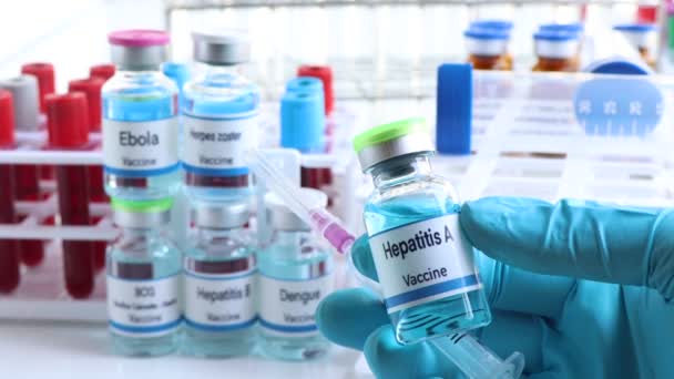 Vacina Contra Hepatite Num Frasco Para Injectáveis Imunização Tratamento Infecção — Vídeo de Stock