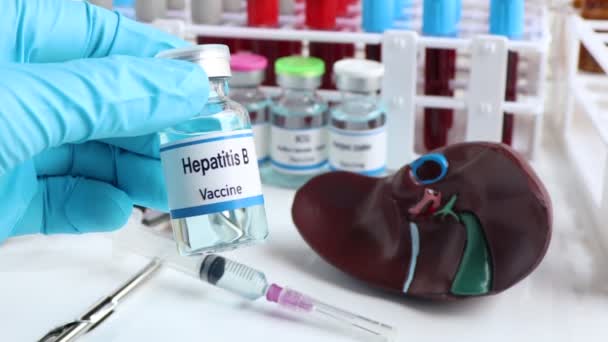 Vaksin Hepatitis Dalam Botol Kecil Imunisasi Dan Pengobatan Infeksi Vaksin — Stok Video