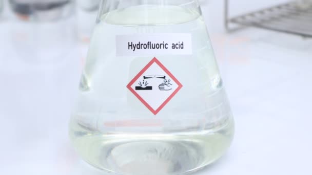 Ácido Fluorhídrico Productos Químicos Peligrosos Símbolos Recipientes Productos Químicos Industria — Vídeos de Stock